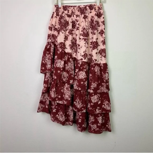 Asymmetrical Red and Pink Skirt - Picture 4 of 7